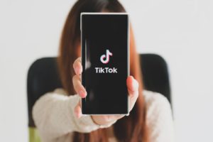 Read more about the article 1, 2, 3…TikTok!